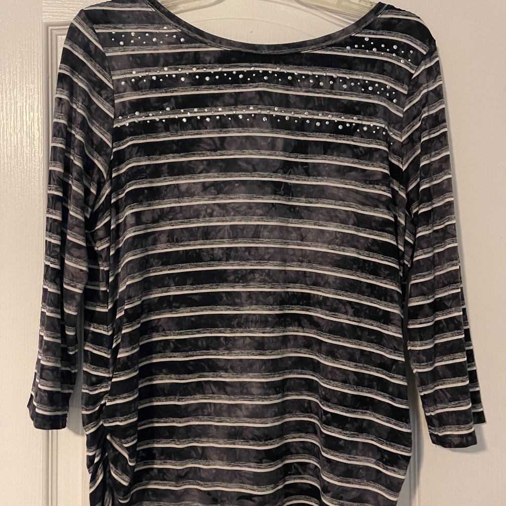Petite Women's Embellished Top